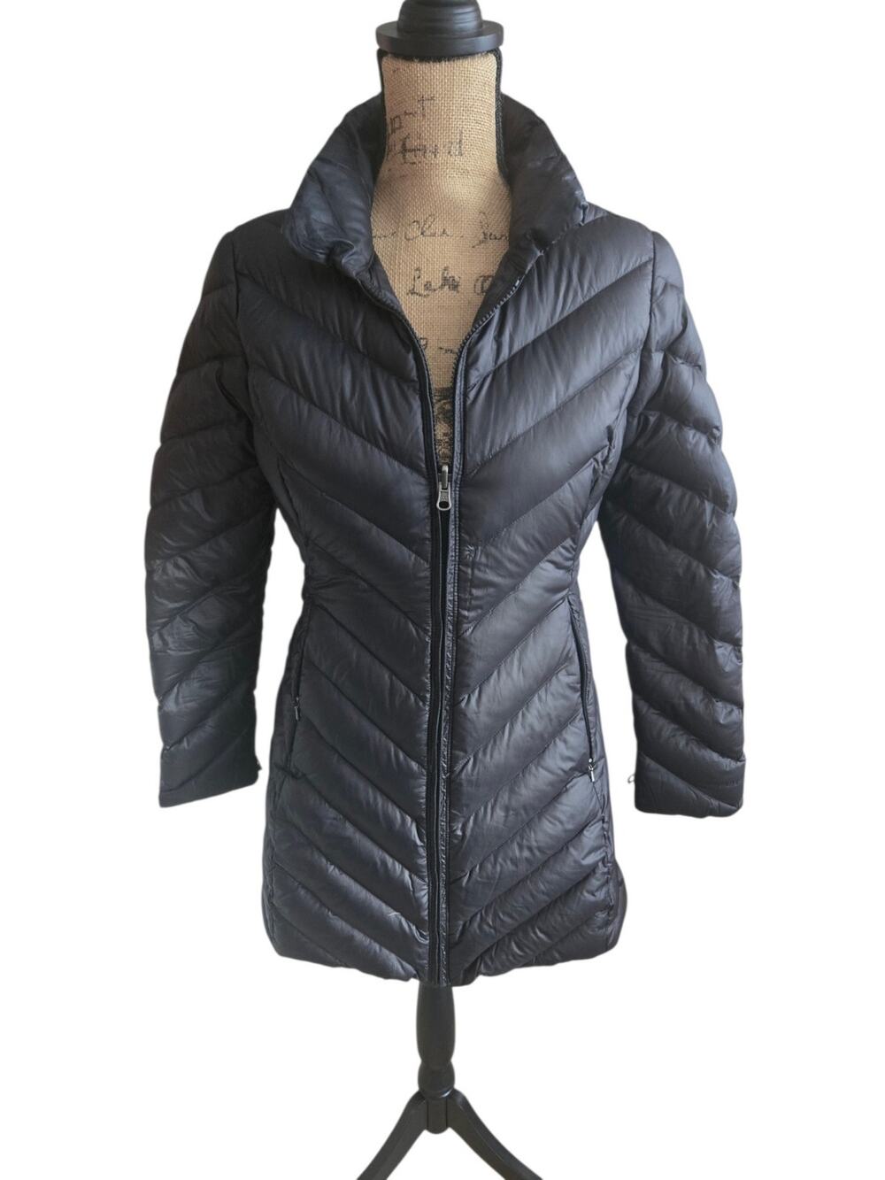Patagonia black knee length zip front winter coat, size small